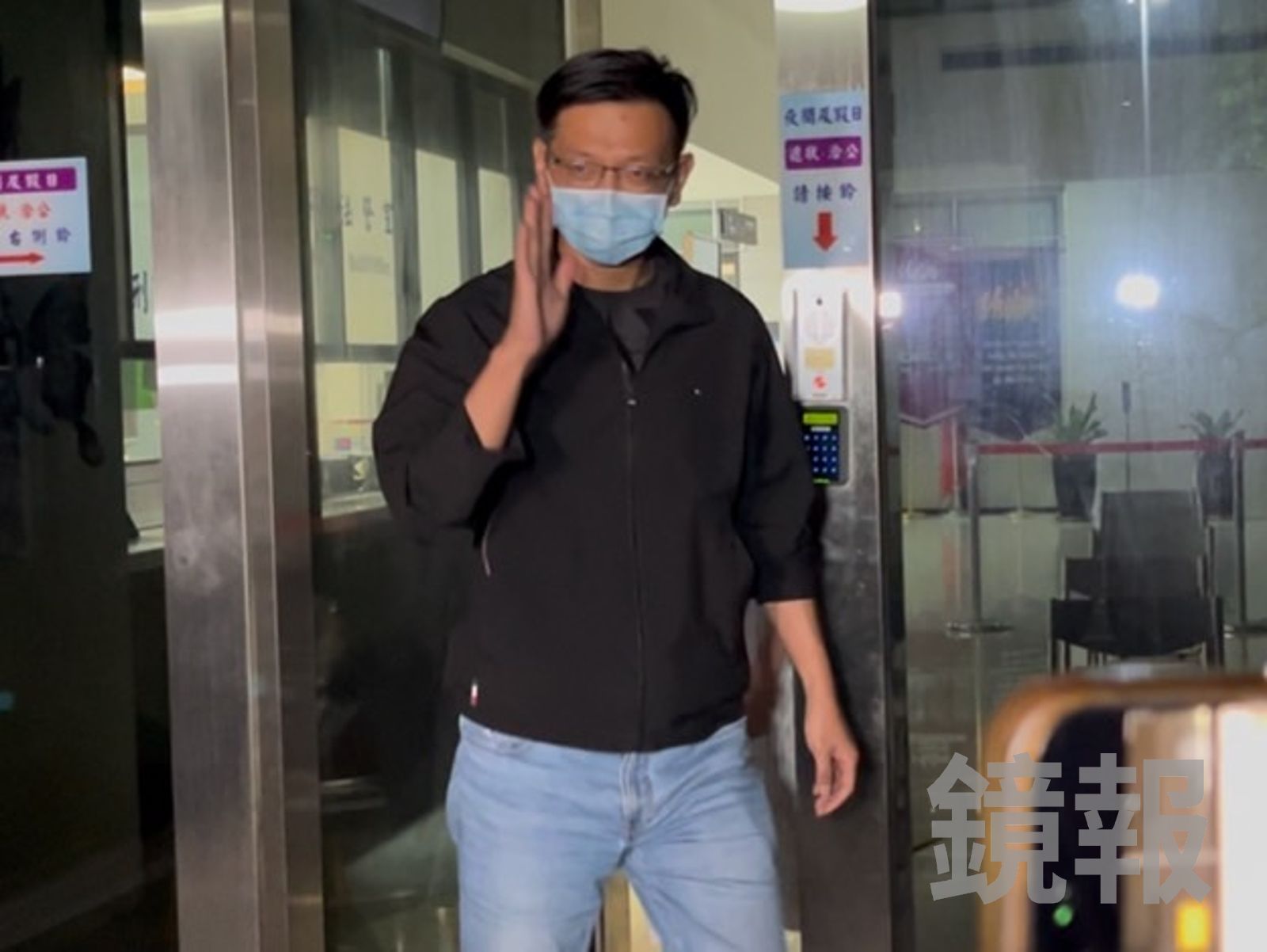 刑事局偵查第八大隊(即南部打擊犯罪中心)大隊長徐宏杰凌晨50萬交保。李依璇攝