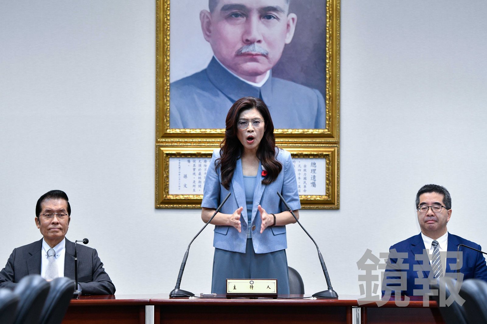 質疑鄭麗文赴中替北京打開統戰大門　她揭鄭習會「以和促統」目的
