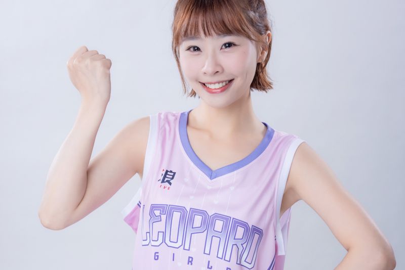 「團寵仔仔」告別練習生身分！電豹女宣布轉正　苦熬2季終於站上應援舞台