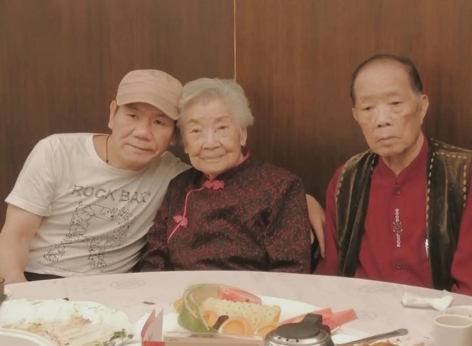 母親節前夕喪母！趙傳2年內痛失雙親淚訴思念「跟爸爸相伴了」