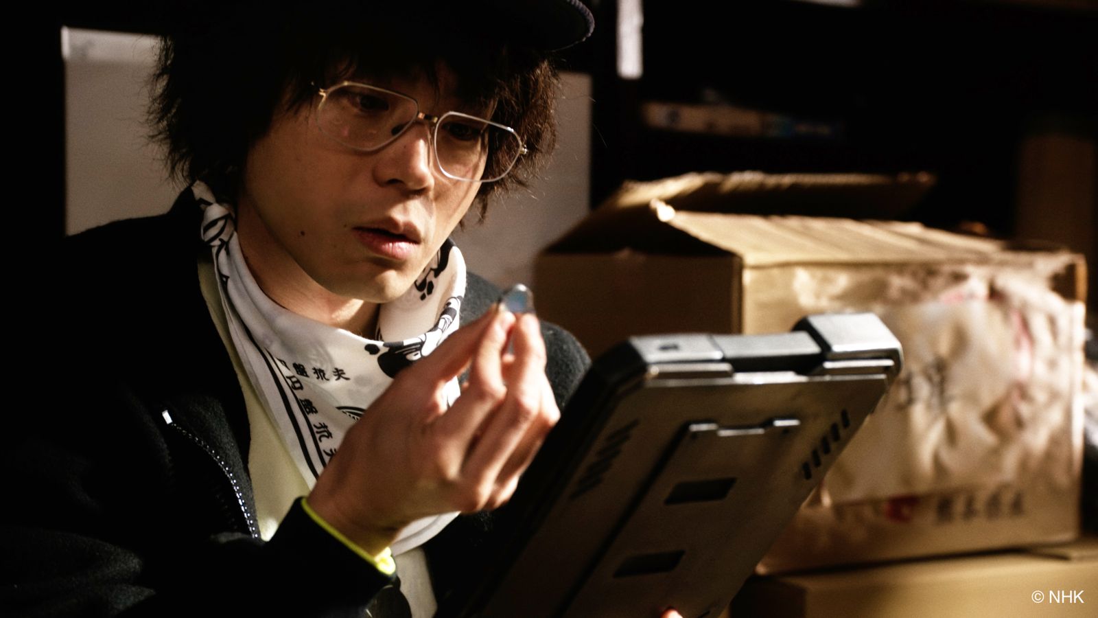 菅田將暉飾演林廷憶遠在地球的戀人，兩人只能靠語音傳遞彼此心意。Hami Video提供