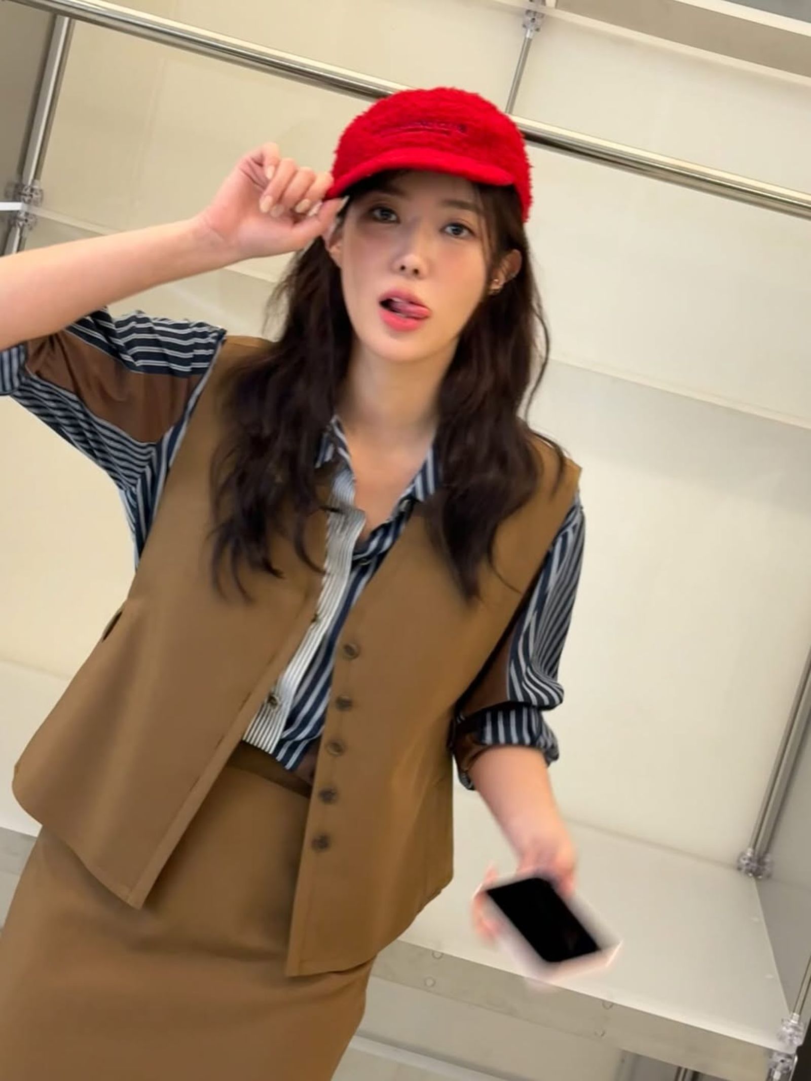 林秀香最近用心經營YouTube頻道。翻攝翻攝IG@hellopapa11