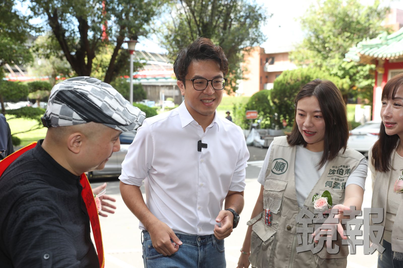 民進黨台北市長參選人沈伯洋向「主委們」徵求號次口號,釣出前總統陳水扁發文獻策。攝影林煒凱