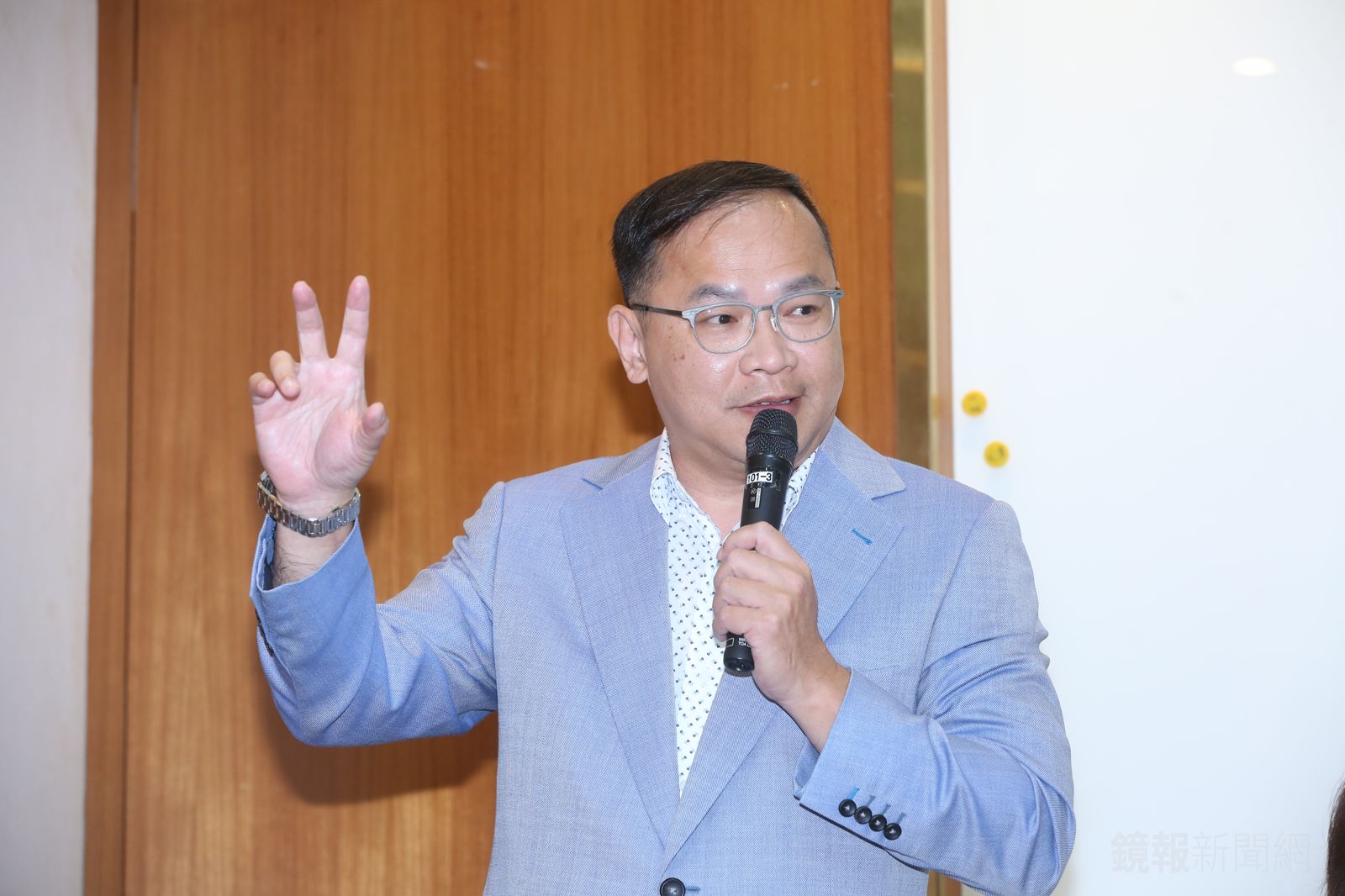 民進黨團剩老柯!王義川宣布不續任黨團幹部 同步辭政策會執行長