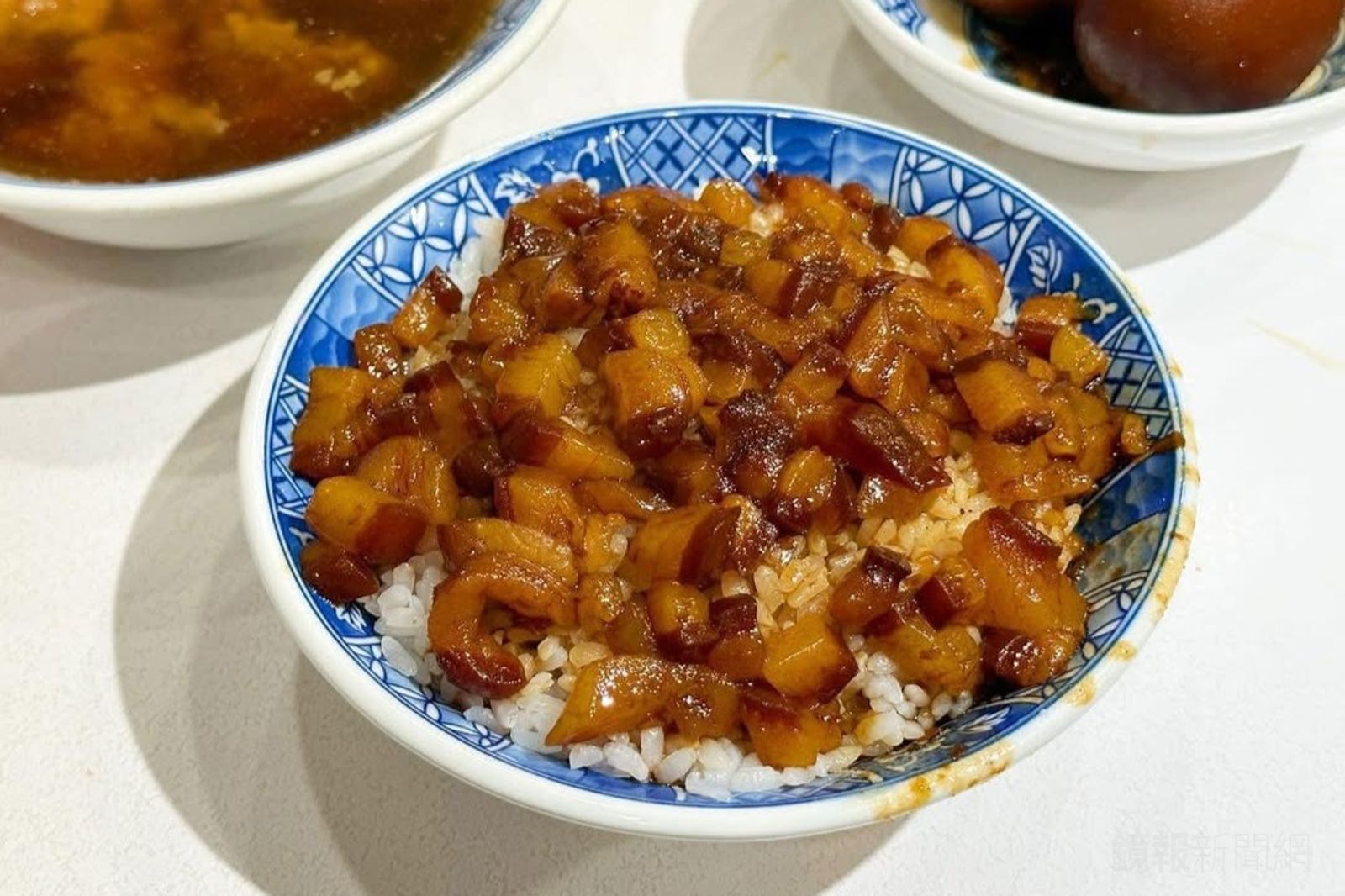 小王煮瓜黑金滷肉飯飄柴魚香！阿公私房醬燒秋刀魚一吃會愛上