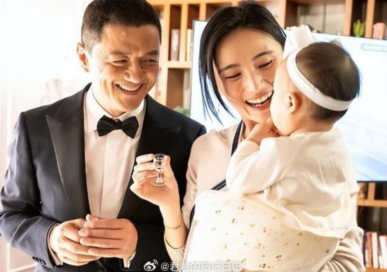 王菲前夫二度離婚!李亞鵬掰了小19歲嫩妻 驚傳負債高達110億