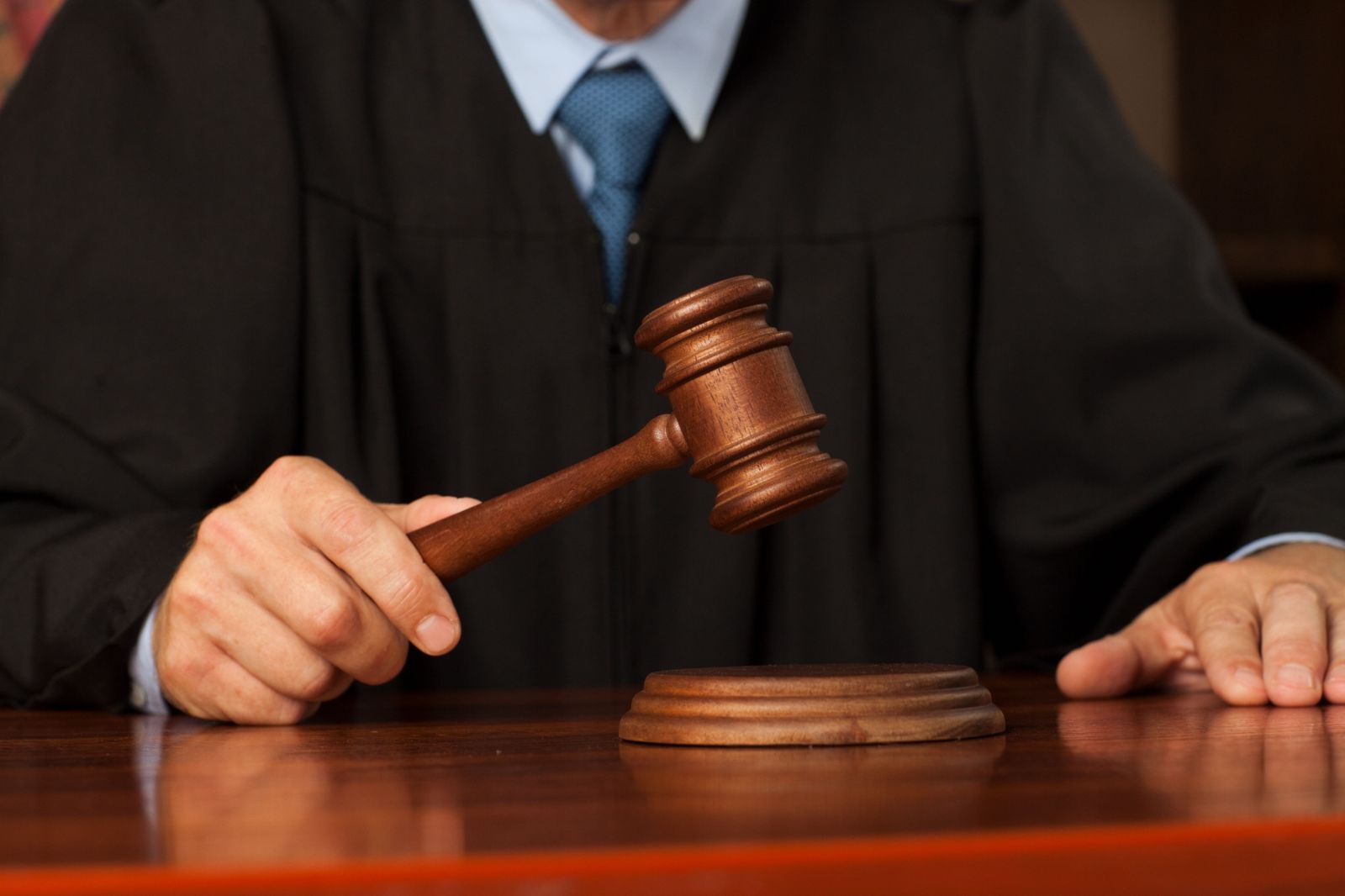 死前仍高喊「我真的沒做」！受冤囚犯被關到死　塵封42年殺人案重審　揭警方逼供黑幕