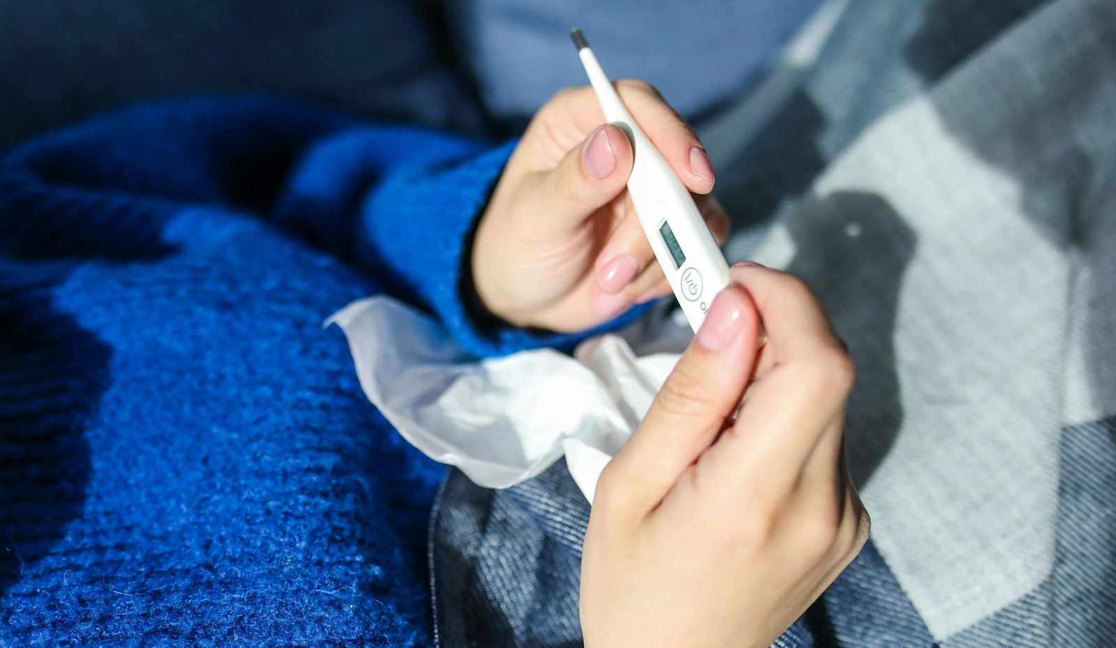 流感單週破10萬例！醫揭「2魔王時段」：大家都在咳　疾管署教2招過好年