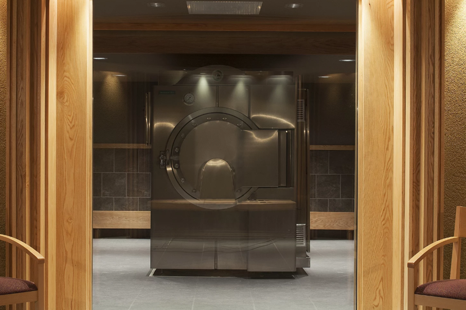 遺體進入鹼性水解機後會分解成液體。圖/翻攝自Resomation官網