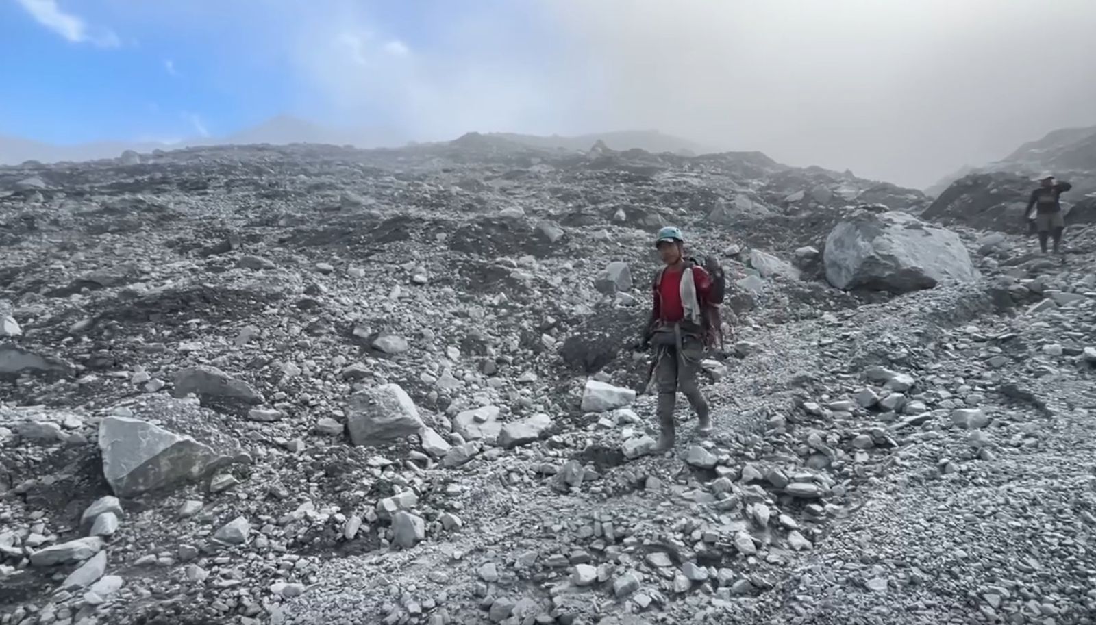 探勘小隊今日返程。圖／翻攝自Threads／uang__tasqusalaz