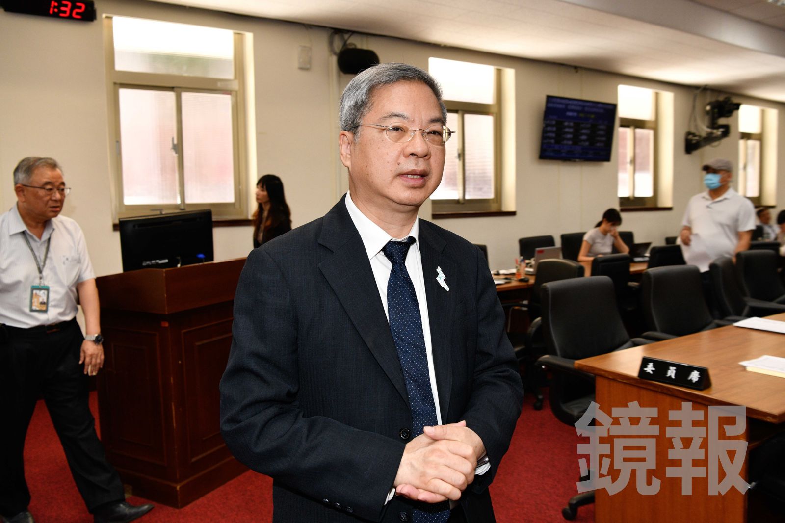 黃國昌控經濟部補助逾4千間違法企業 經長:可檢討審查標準但「絕無違法」