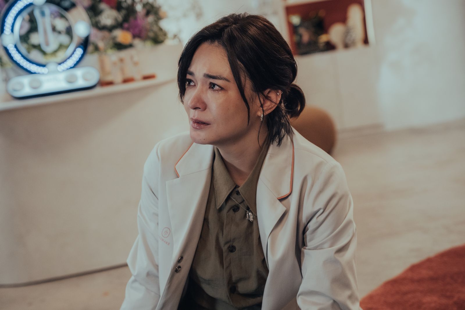 張榕容哭倒街頭!痛揭「舊愛意外驟逝」真相 溫昇豪「得腦癌」被虧成醫學傳說