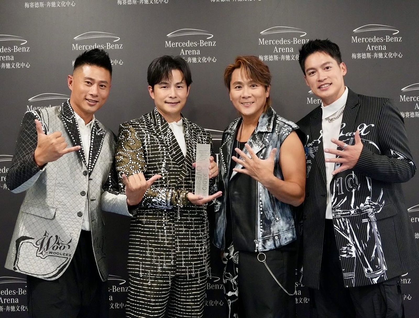 5566如今難合體。翻攝彭小刀臉書