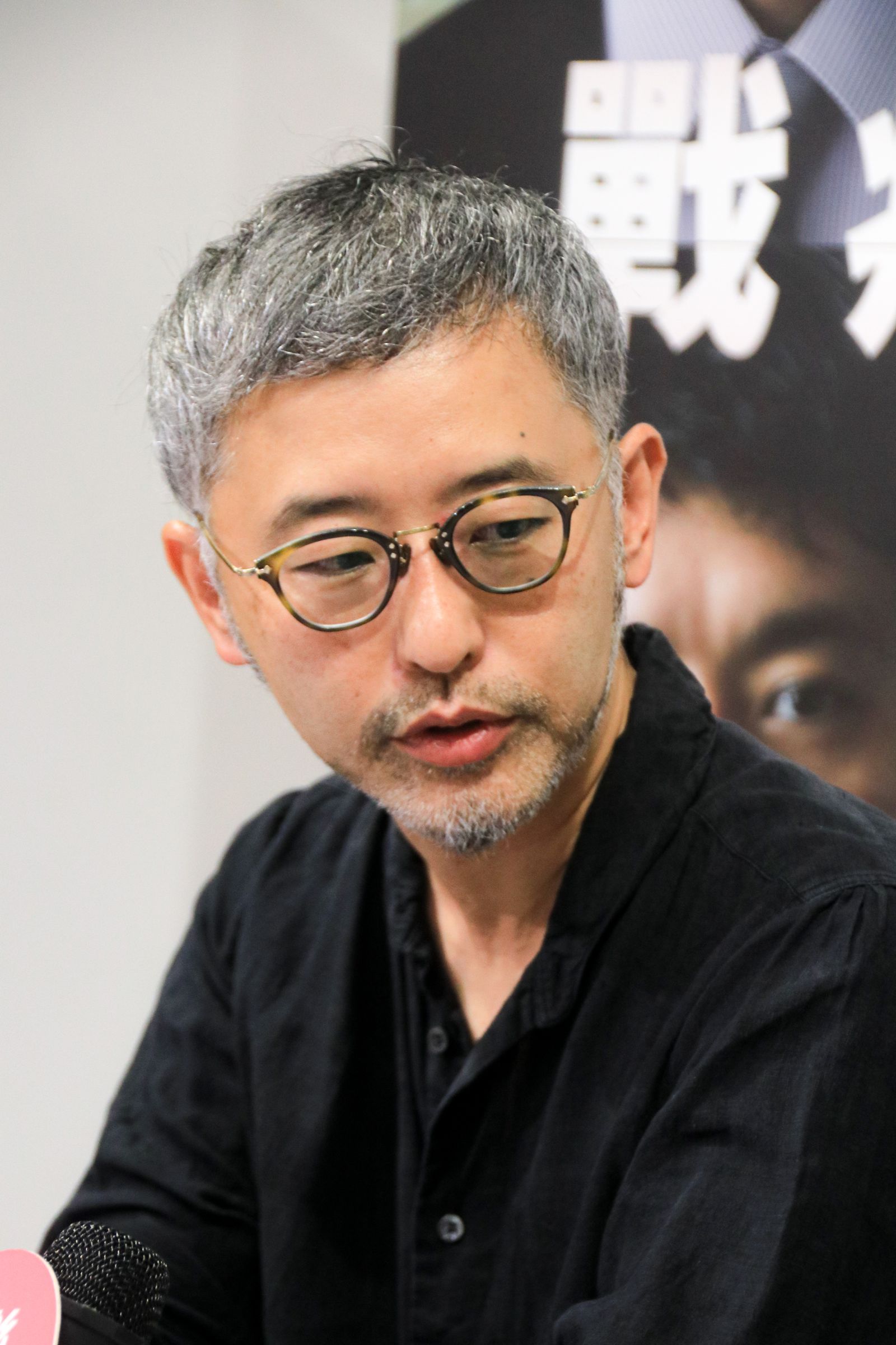 關根光才執導長篇電影前,以廣告及MV拍攝為主,是日本鬼才影像創作者。天馬行空提供