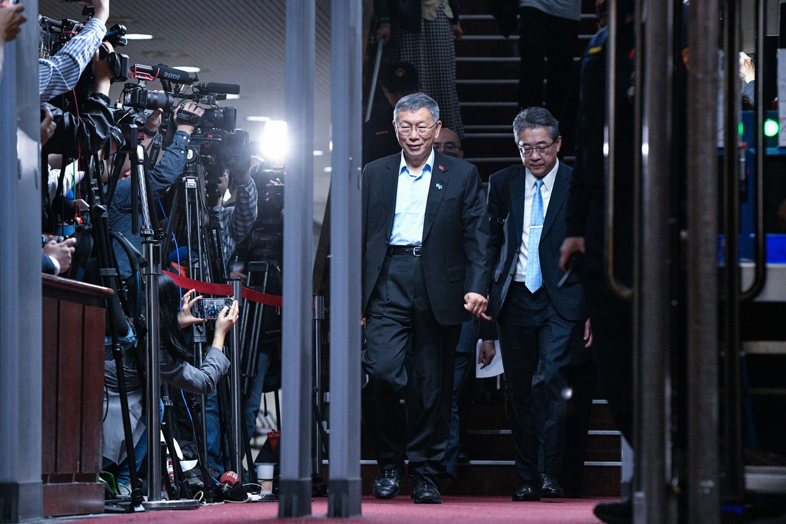 柯文哲悖職收賄圖利案上訴高院後的爭議焦點─不正訊問自白的延續效力