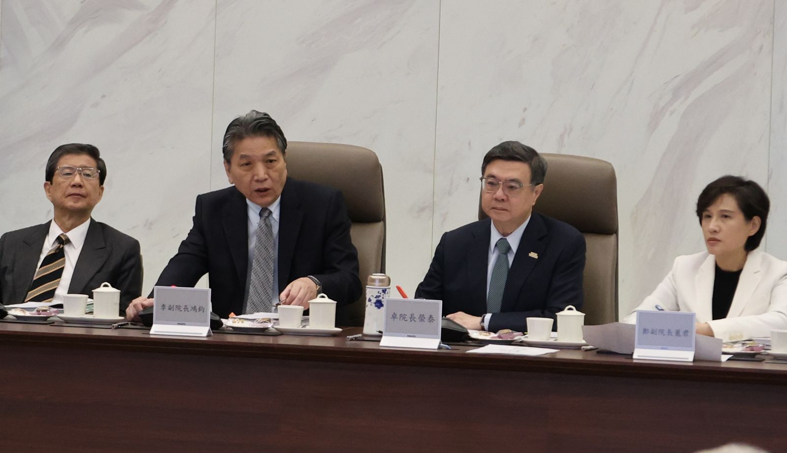 打詐成效不彰　賴鼎銘：今年迄今詐欺財損高達428.3億、154327個警示帳戶
