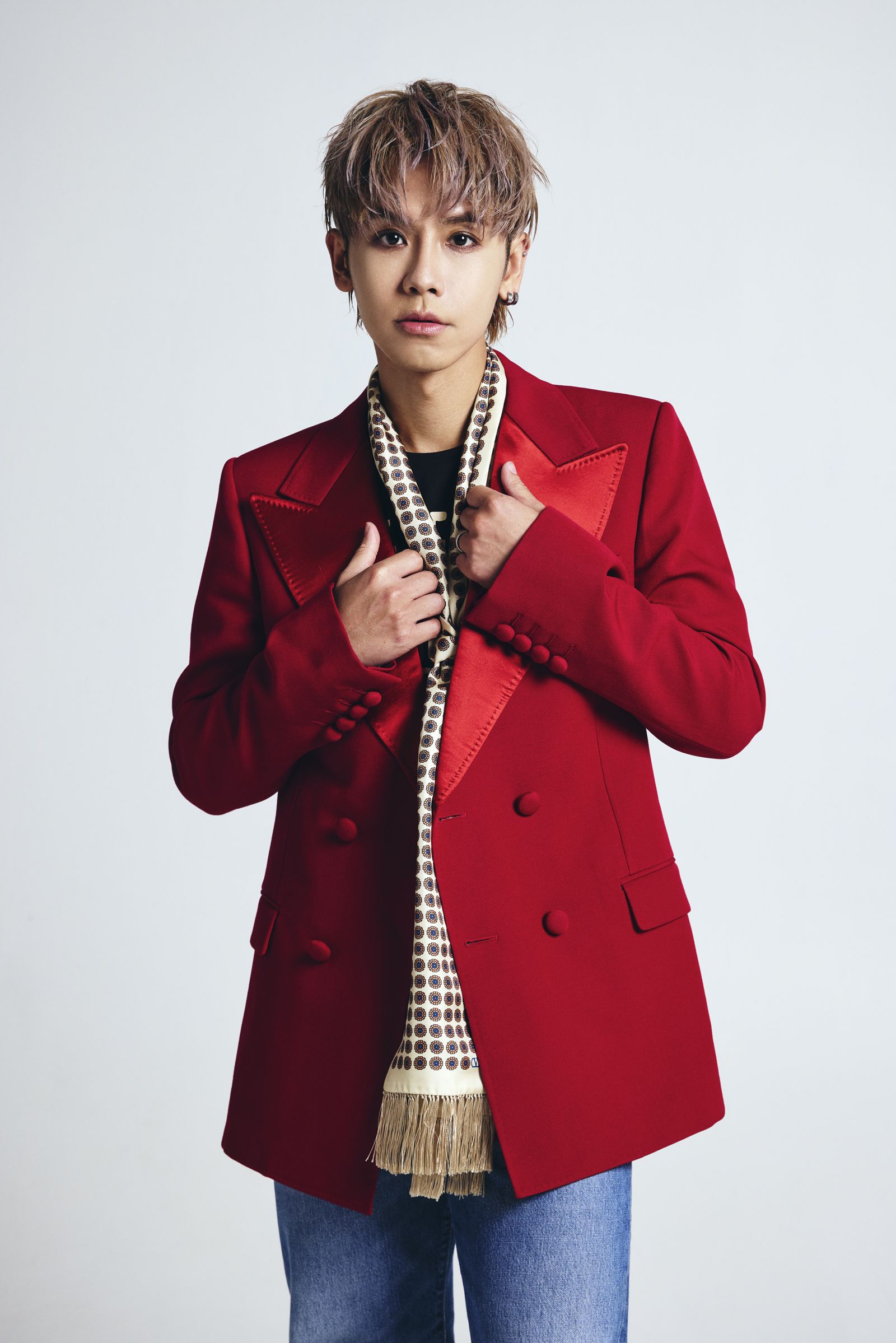 鼓鼓再度登上高雄跨年,攜手AcQUA源少年帶來跨世代合作舞臺,掀起跨年高潮。年代提供