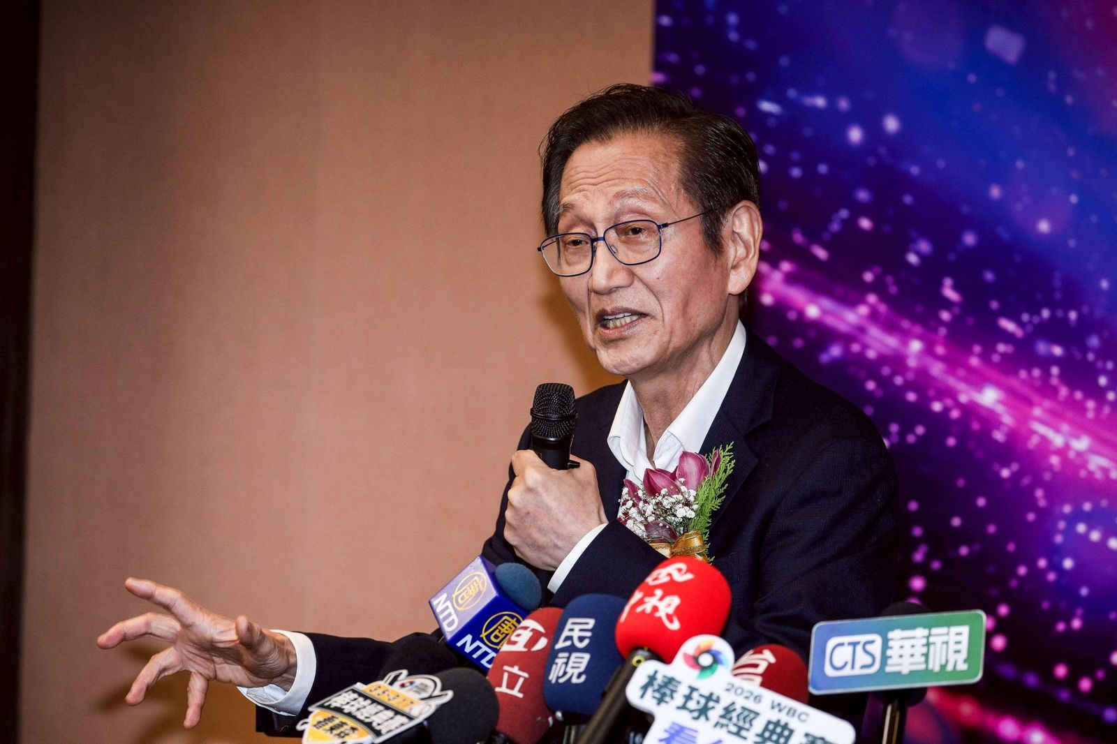 台美關稅終於底定　施崇棠笑回兩句話　背後有底氣