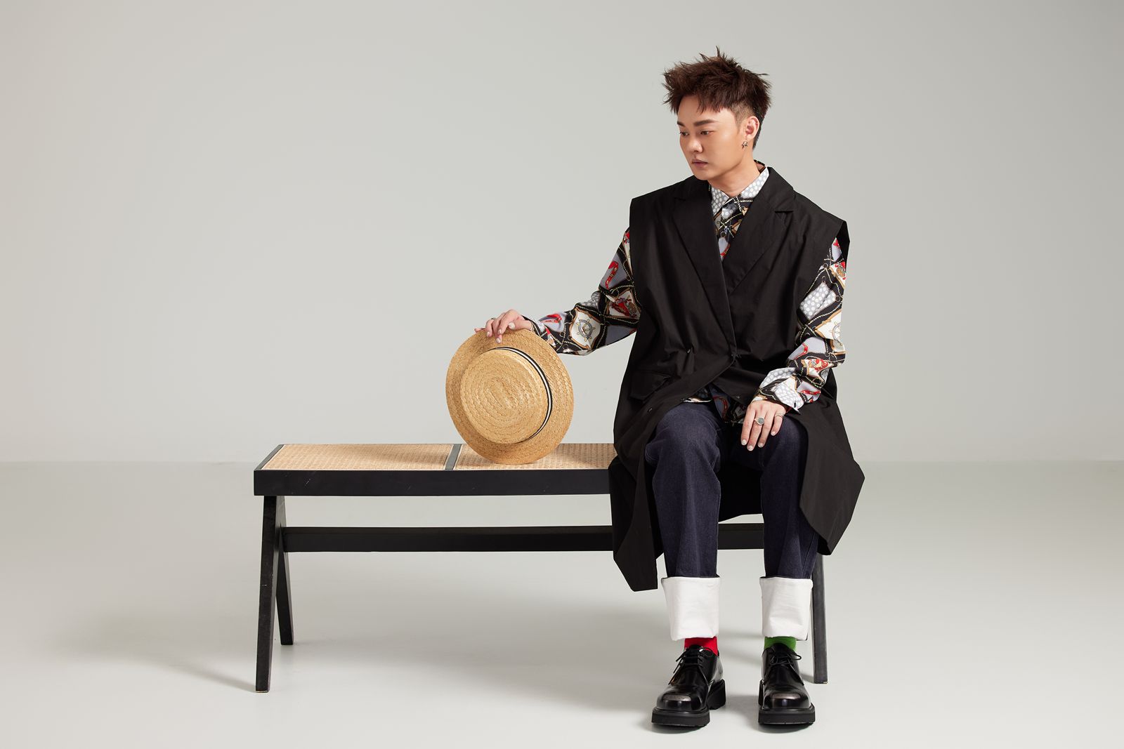 許富凱「男女都要」陷極度焦慮　喉嚨紅腫久難痊癒