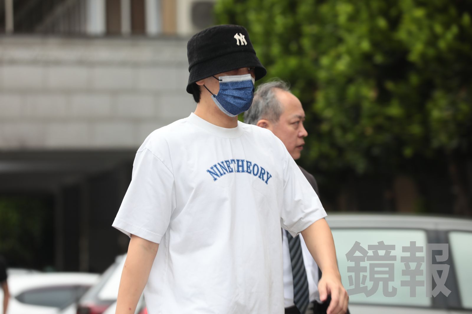 陳零九涉閃兵案，上個月戴帽子、口罩到庭應訊。林煒凱攝