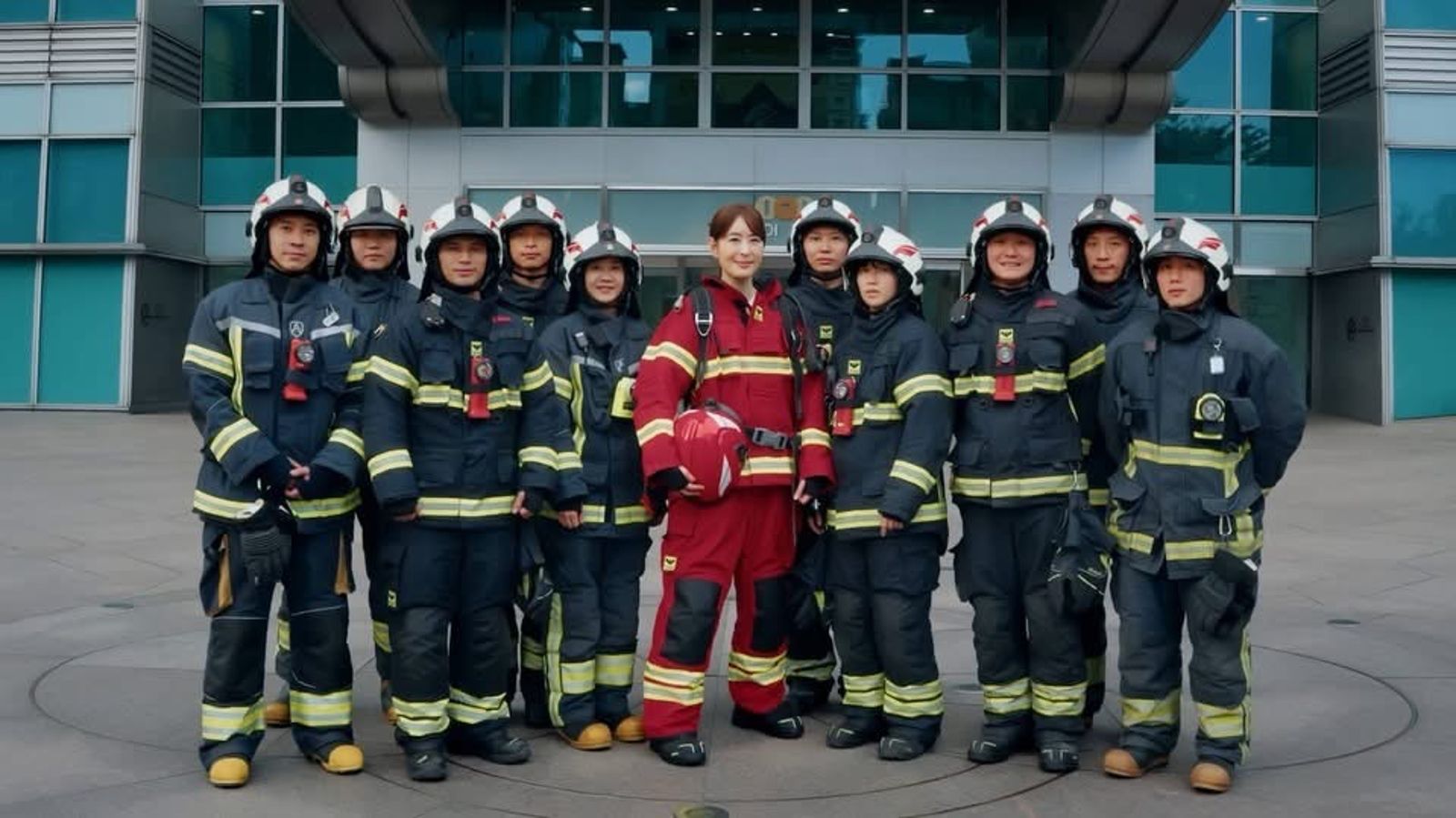 賈永婕（中）發出警告。翻攝賈永婕臉書