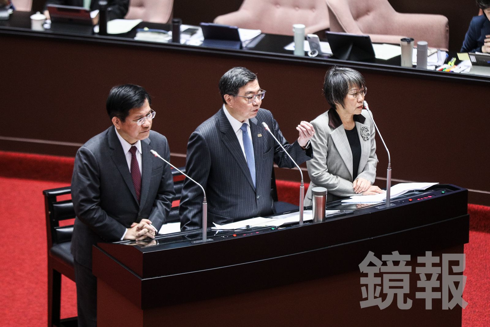 李貞秀「空氣質詢」官員拒備詢　劉世芳：身分有疑慮就是一般民眾