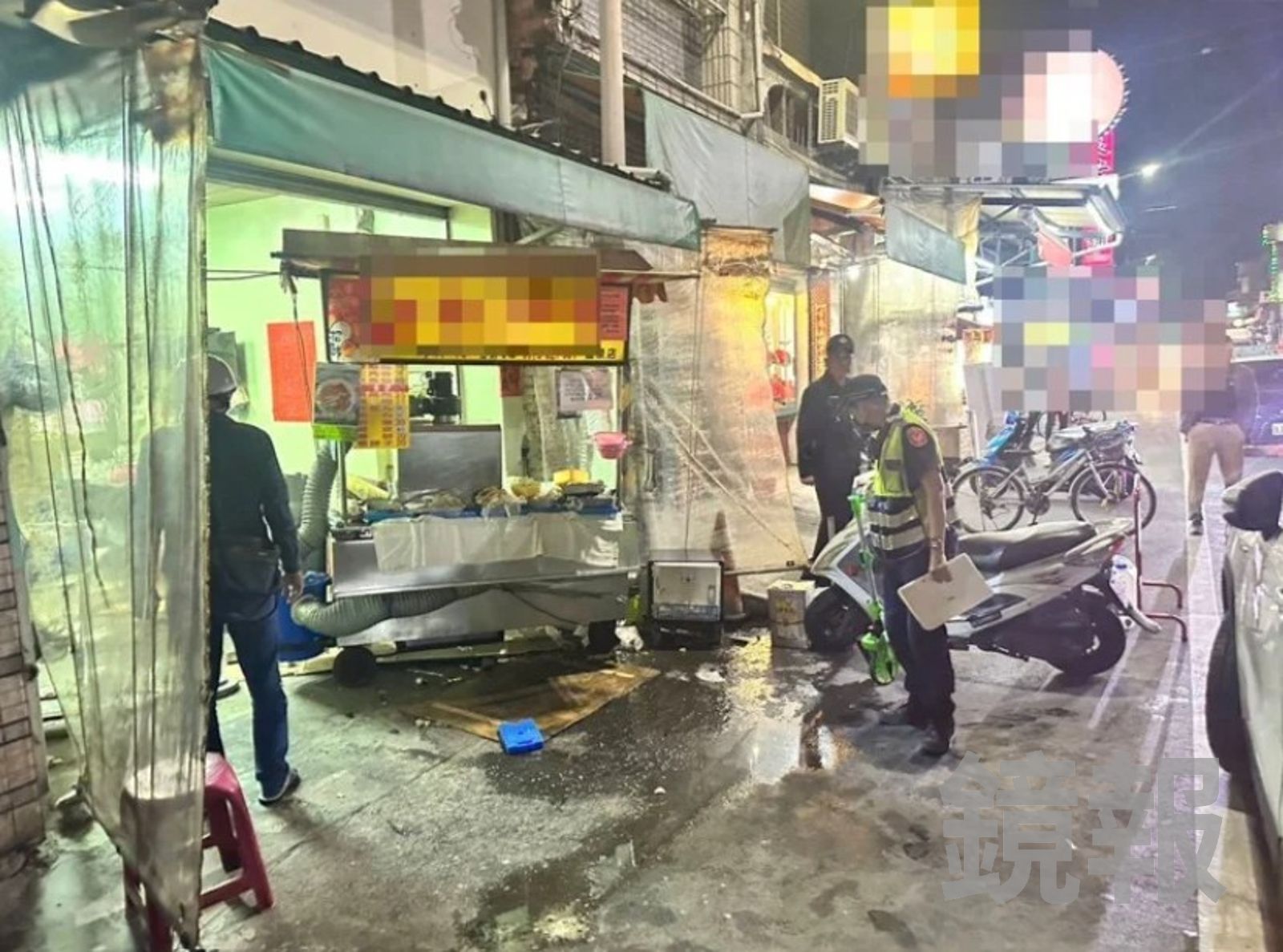 屏東51歲男預謀「轎車直衝」雞排攤！　滾燙熱油噴濺老闆員工「二級燙傷」