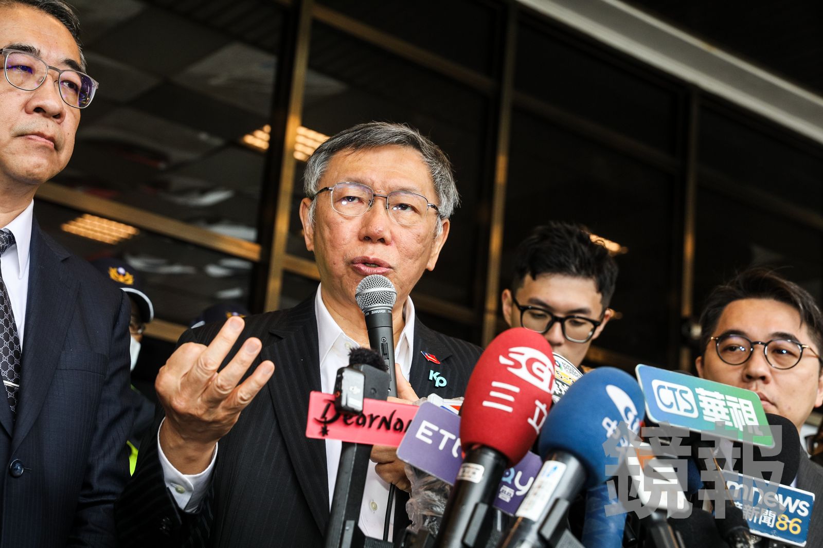 聲請赴日參加兒子畢典遭疑逃亡！柯文哲嗆：關我屁事　曝「橘子」不回台原因