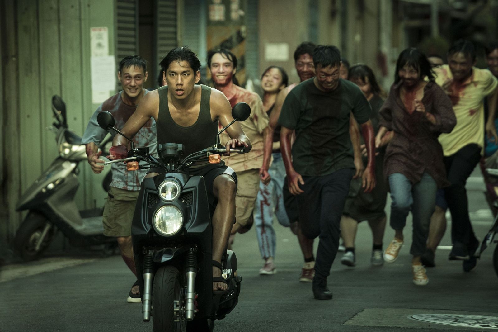 突破影史尺度奪紐時神作!《哭悲》5週年重聚 朱軒洋、雷嘉汭揪影迷試膽