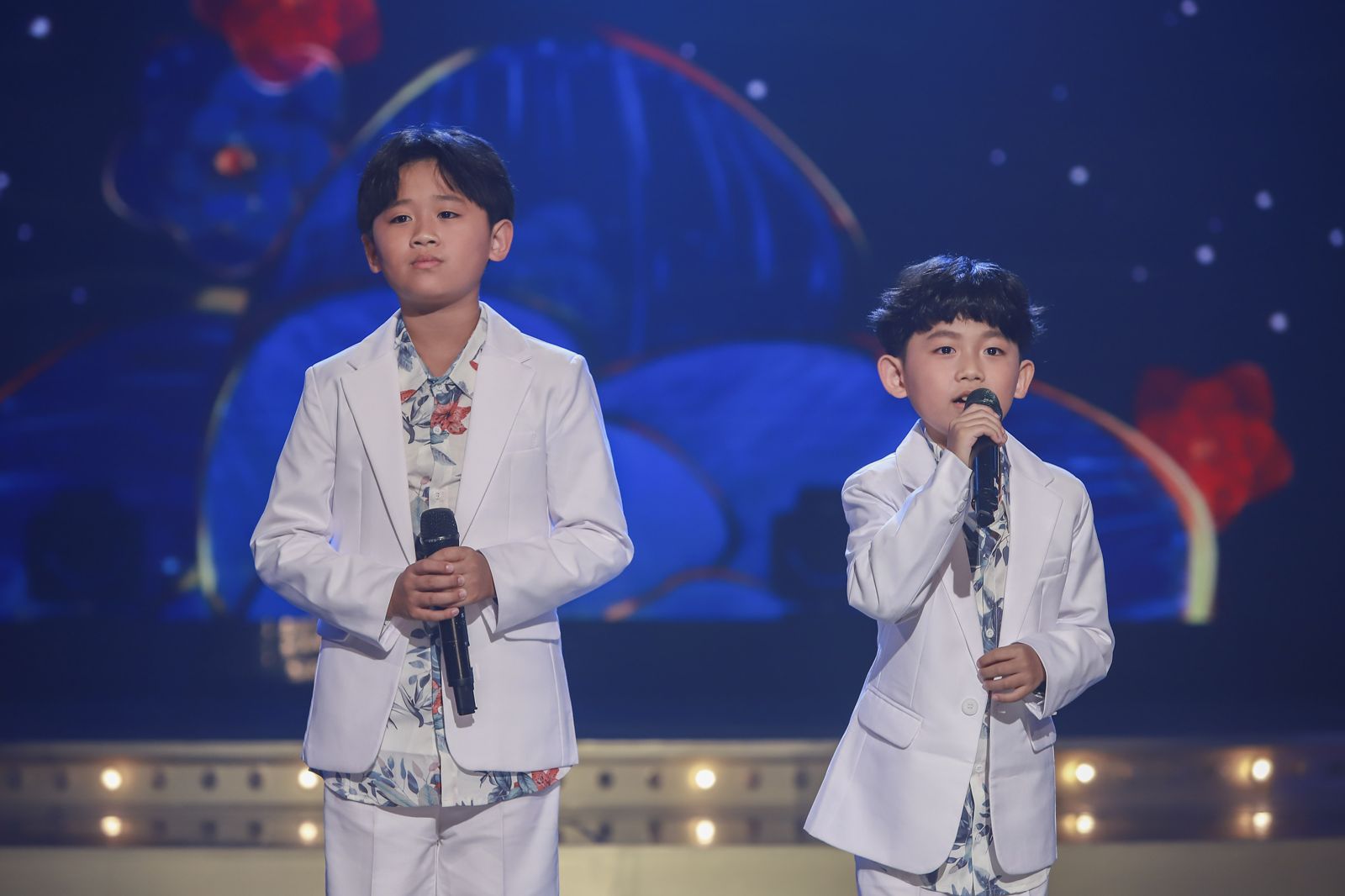 小男孩想念阿嬤落淚　《超級冰冰Show》感動畫面登收視高峰