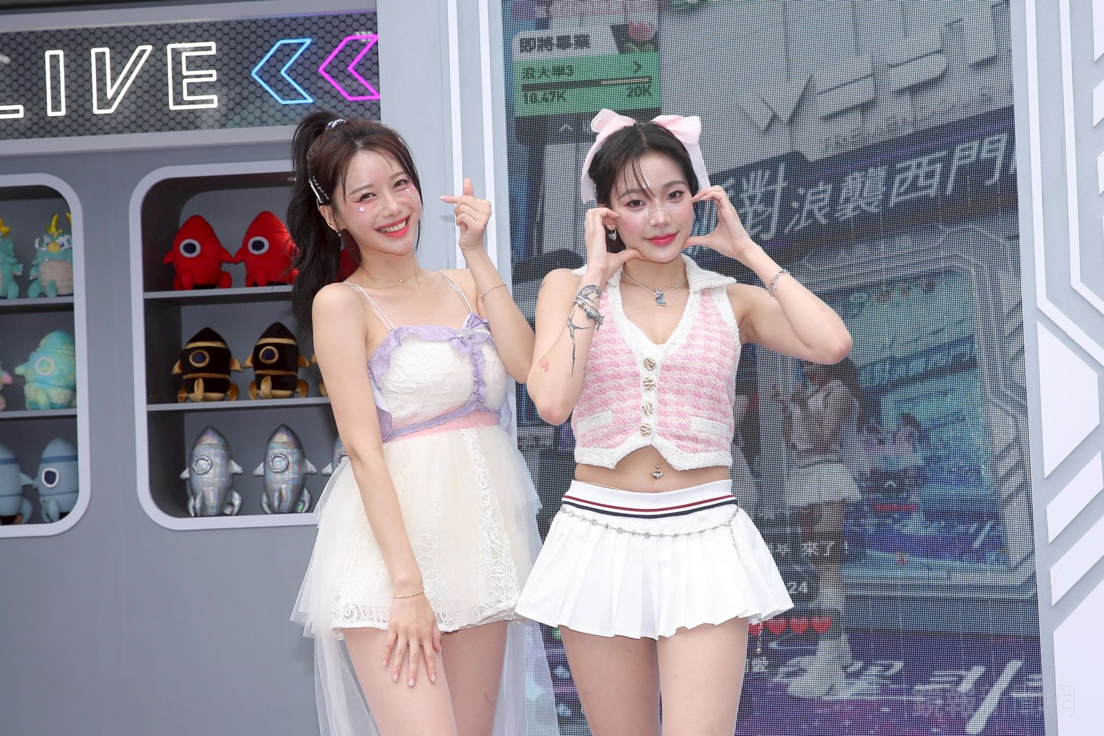 李雅英、海莉皆為韓籍啦啦隊成員。李鍾泉攝