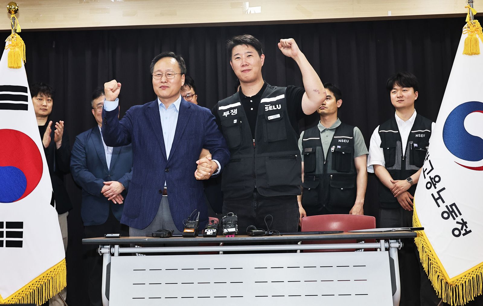 三星大罷工髮夾彎!記憶體部門「每人爽領6億獎金」 股東氣炸喊告:違法無效