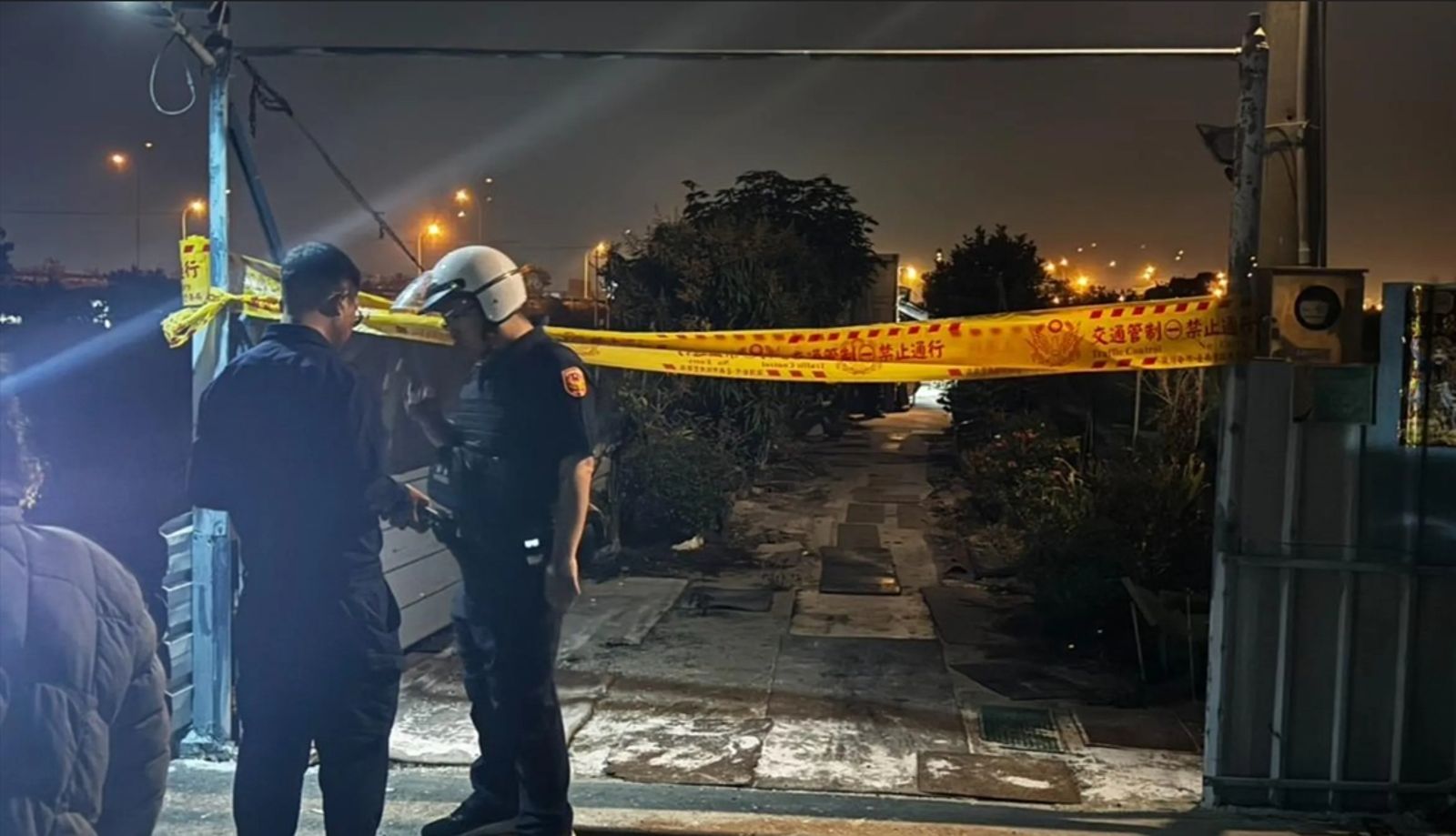 台南夫妻吵架變「濺血家暴」　他持刀刺妻、小舅子後自戕…3人幸運保命