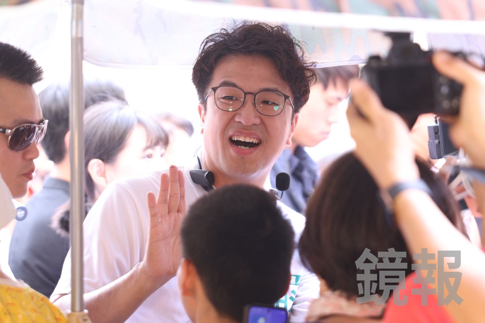 昨南下高雄合體賴瑞隆笑喊「珍奶也太甜」 沈伯洋:超越台北甜度、喝得很快樂
