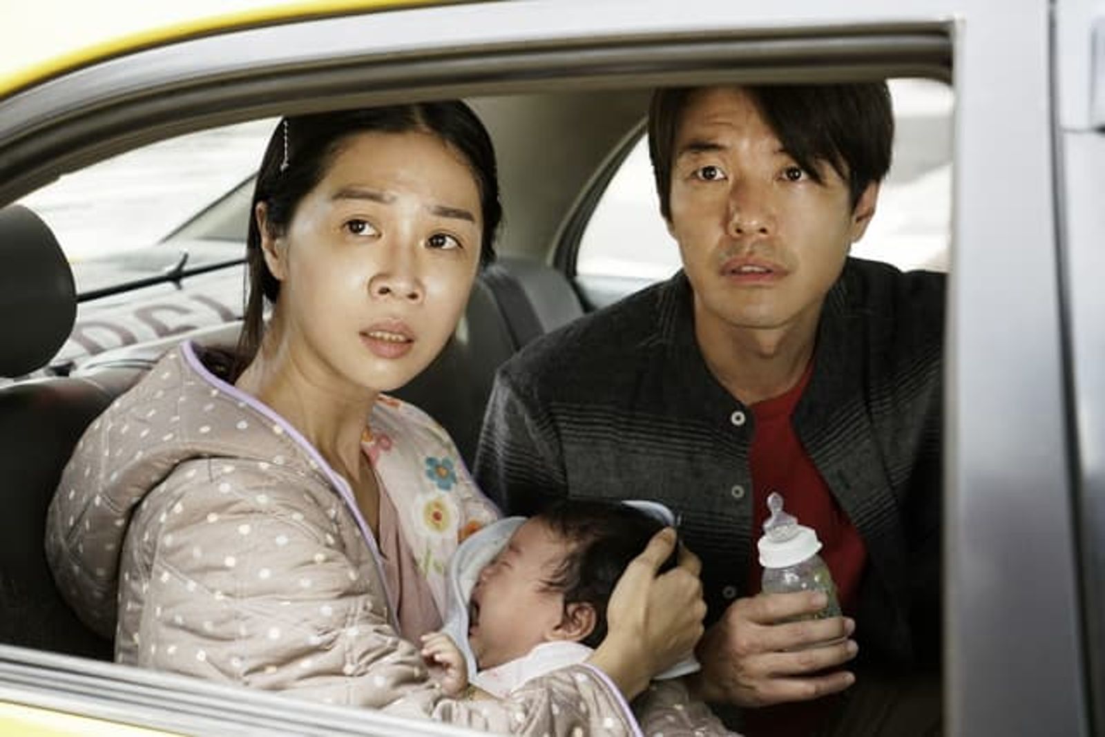 毒夫揪男開房激戰染愛滋 天花板變毒窟 妻忍30年揭假面生活獲賠30萬