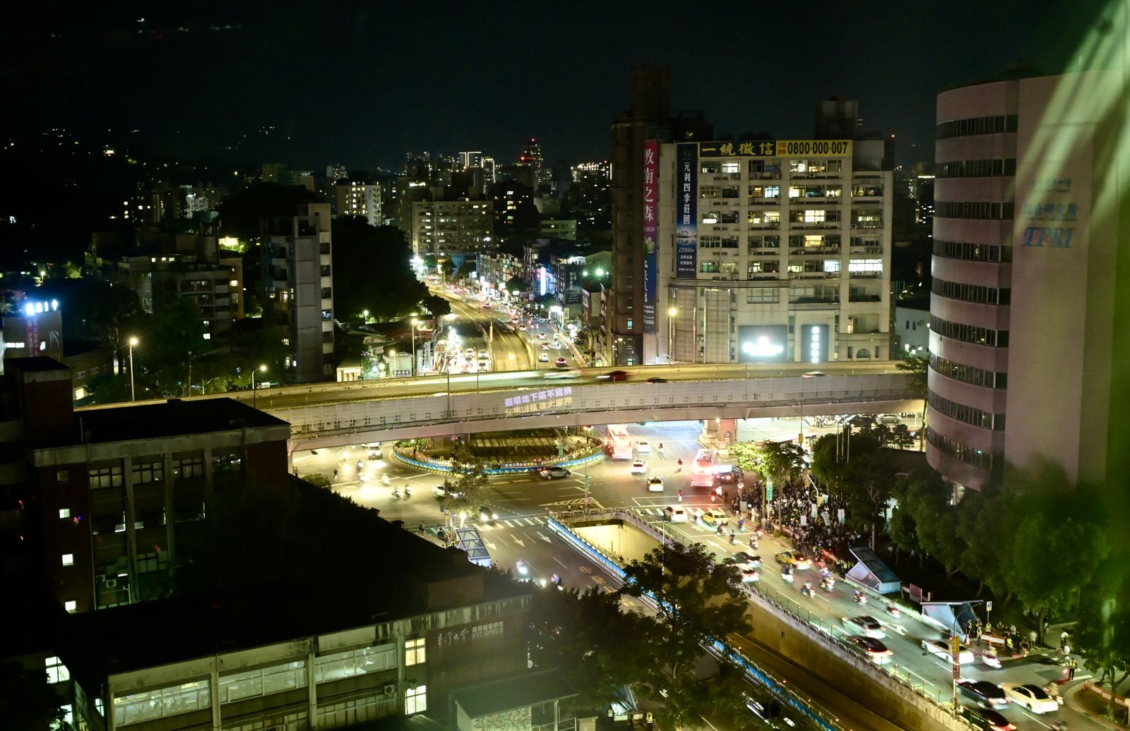 拆除公館圓環的爭議：一場未竟的歷史價值判斷 