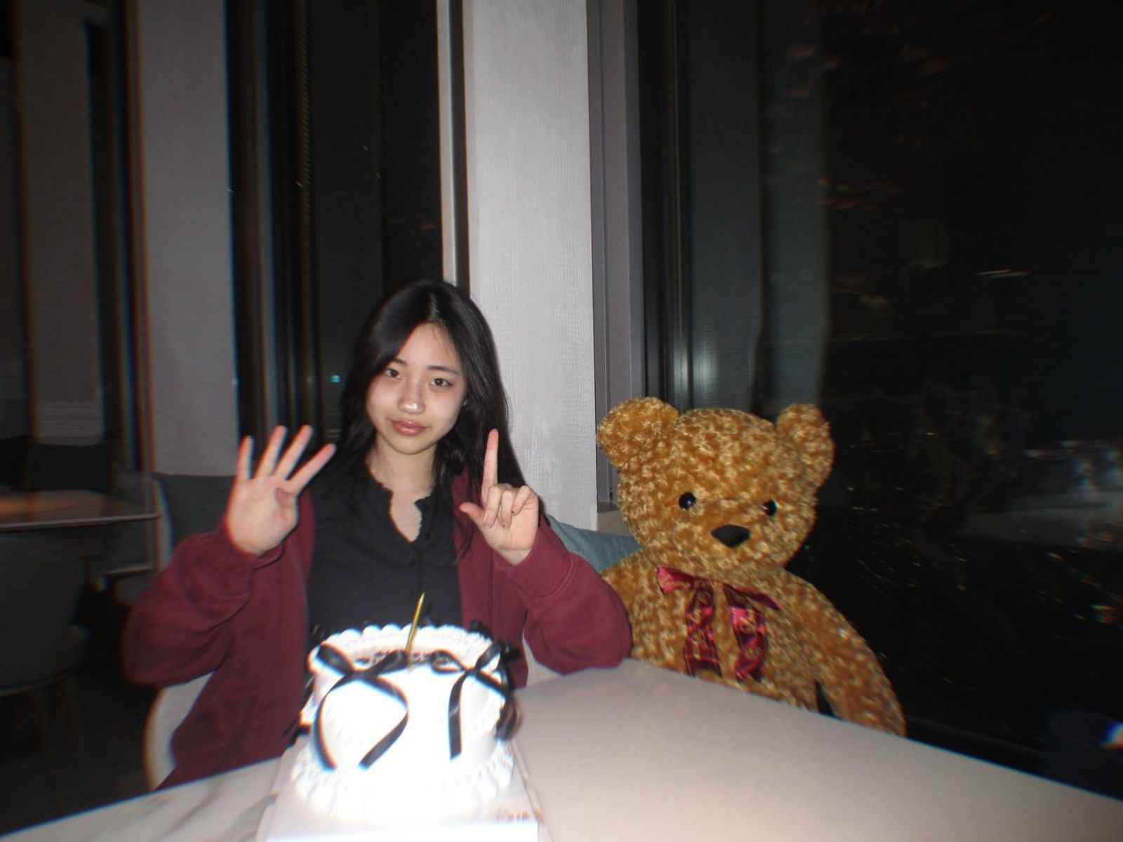 14歲生日卻吐心酸!小S愛女許老三認「13歲不好過」 網秒聯想大S離世