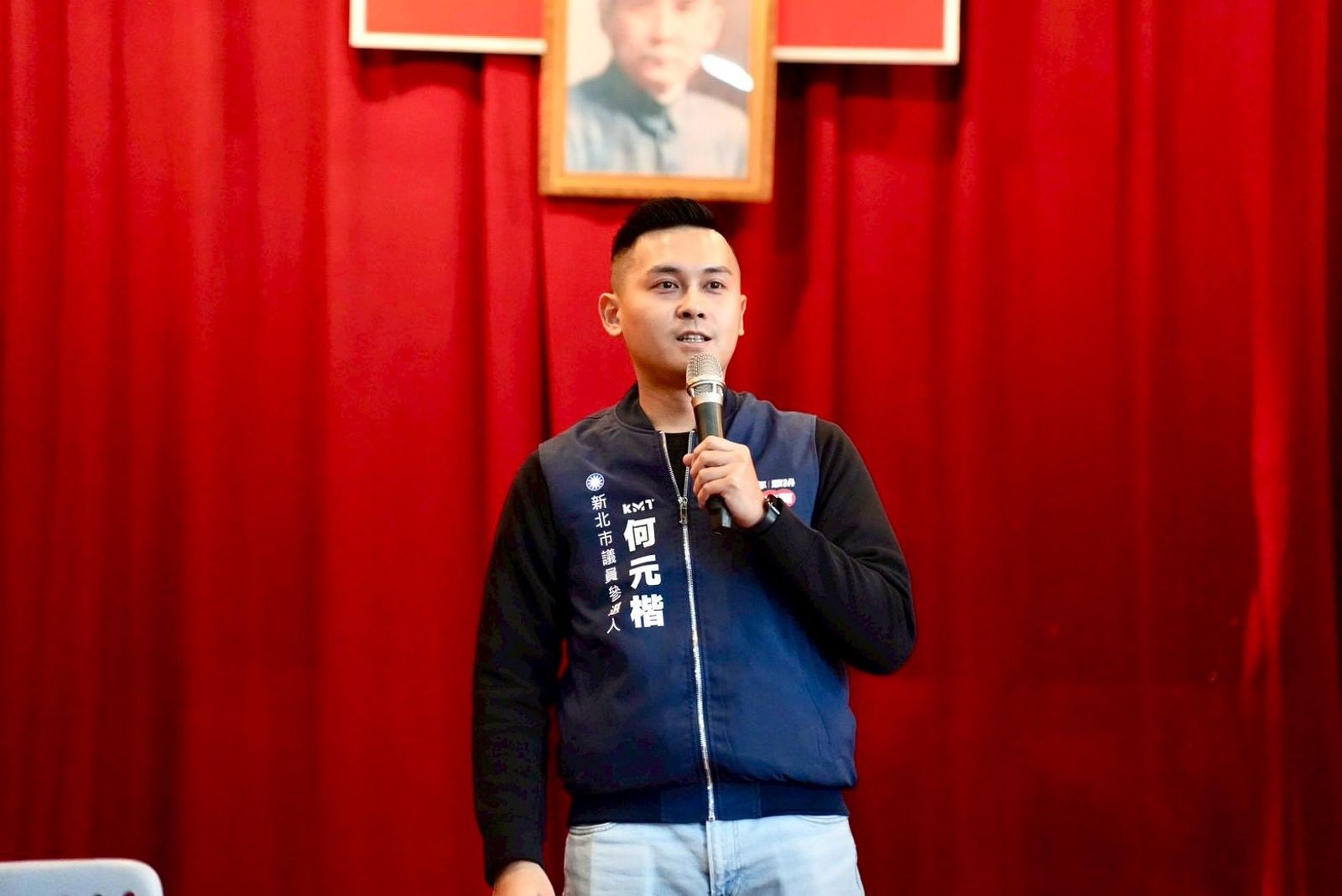 被爆國小、國中霸凌同學　「羅智強子弟兵」何元楷致歉了