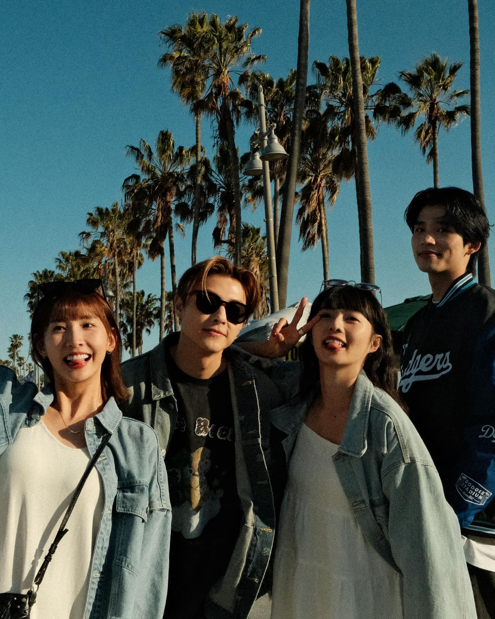 王品澔（右1）捲入粿粿（左1）外遇王子（左2）的風波。翻攝王品澔 Boris臉書