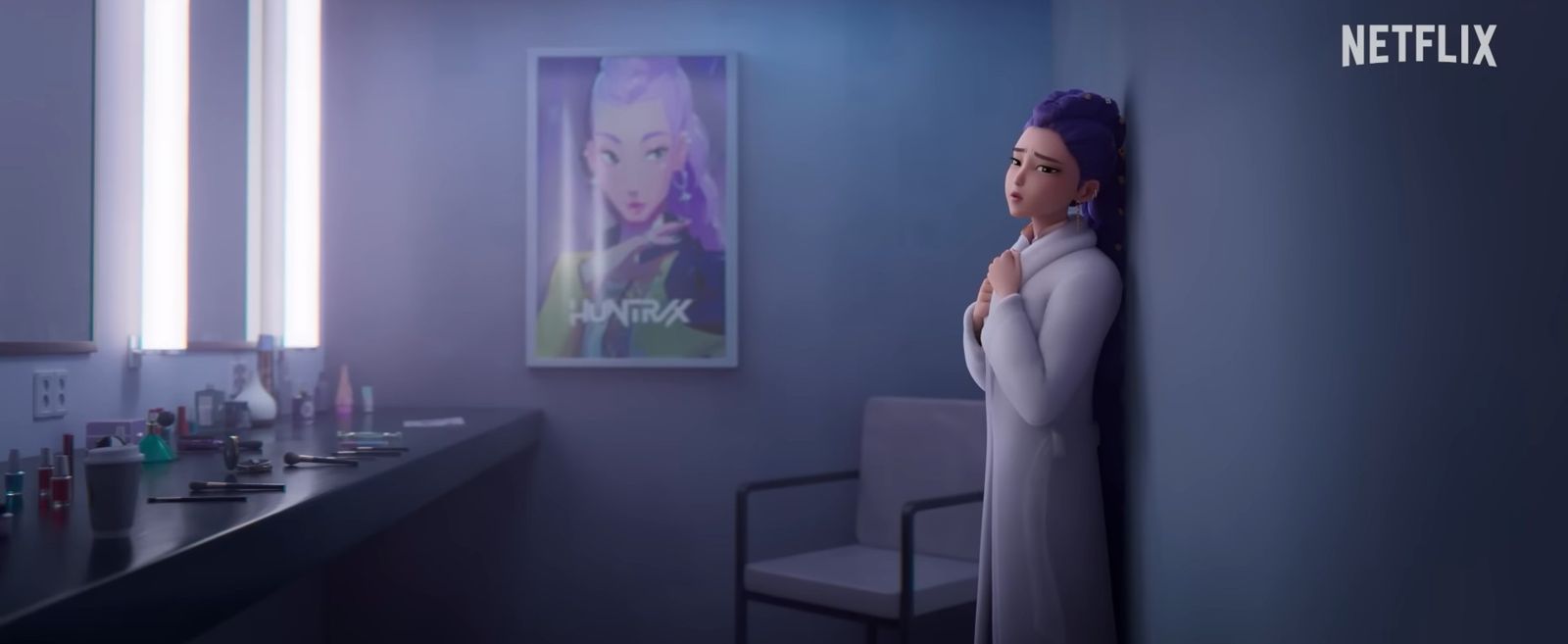 女主角魯米拼命隱藏自己半惡魔的身份。圖／翻攝自YouTube／Sony Pictures Animation