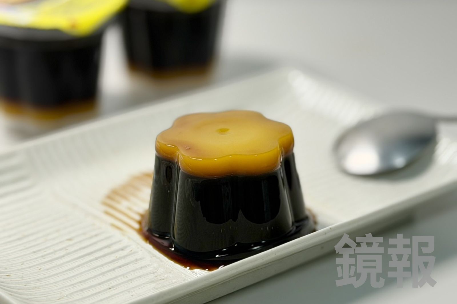 正男報食事/翻轉布丁比iPhone17宇宙橙還難搶!實吃開箱:口感像仙草凍、原味仍封神