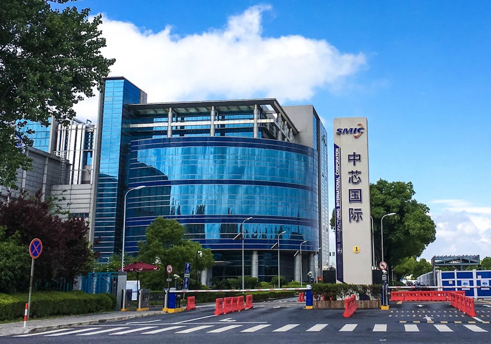 VEU危機／台積電在中成熟製程恐遭夾擊　中芯、華虹全面襲來