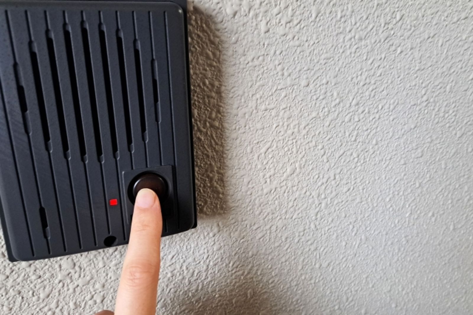 畢業晚會前...挑戰TikTok「按門鈴」遭槍殺