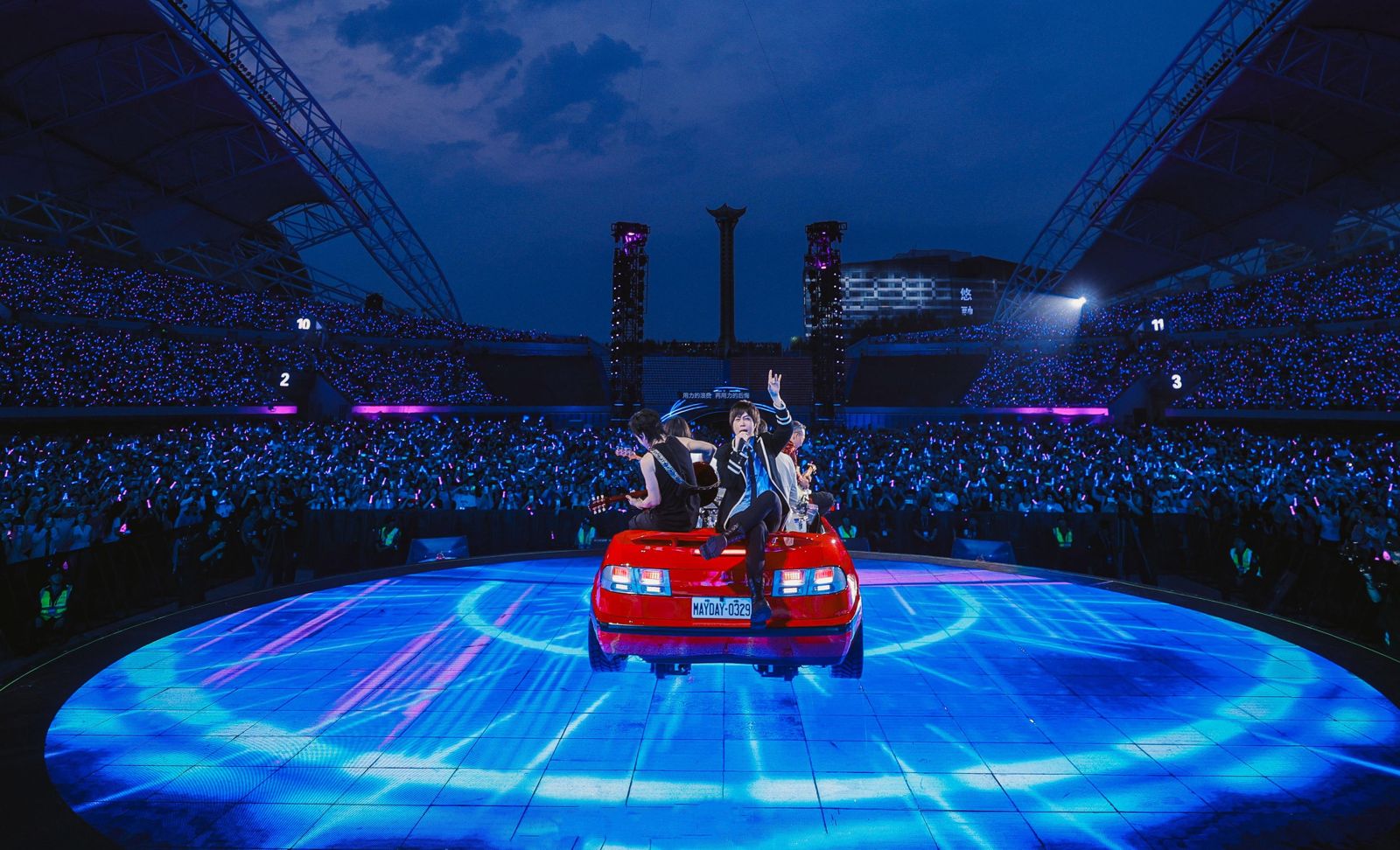 五月天開唱被歌迷嗆聲　阿信不忍了「你才靠北」