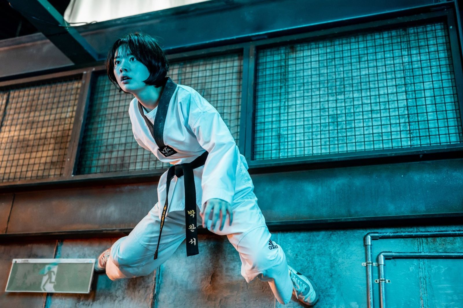 李在仁近期因《未知的首爾》受矚目，她在《異能5：死了一個超人以後》苦練體能及武打戲。車庫提供