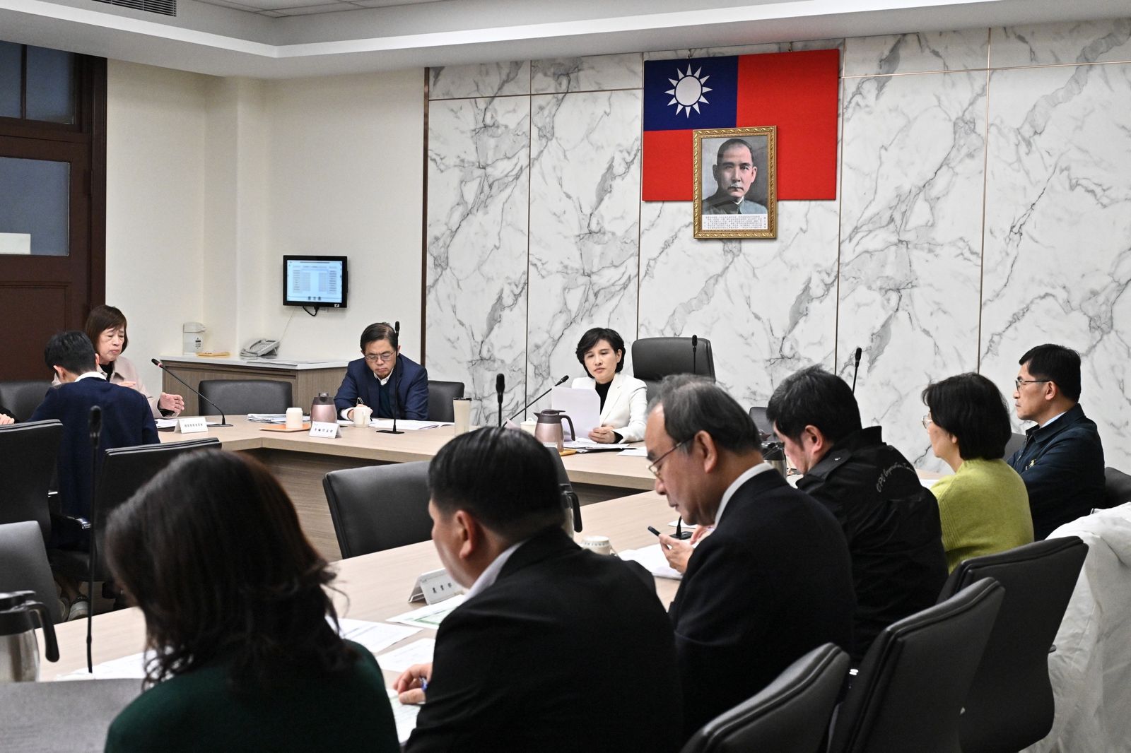 國際油價狂飆 行政院啟動專案緩漲機制「本週吸收60%漲幅」