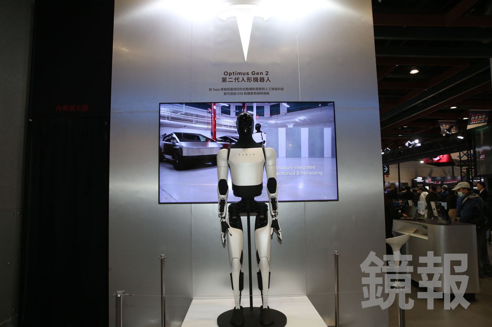 人型機器人好夯!新漢董座林茂昌亮相AIT論壇 攜手雲協啟動台灣人型機器人論壇