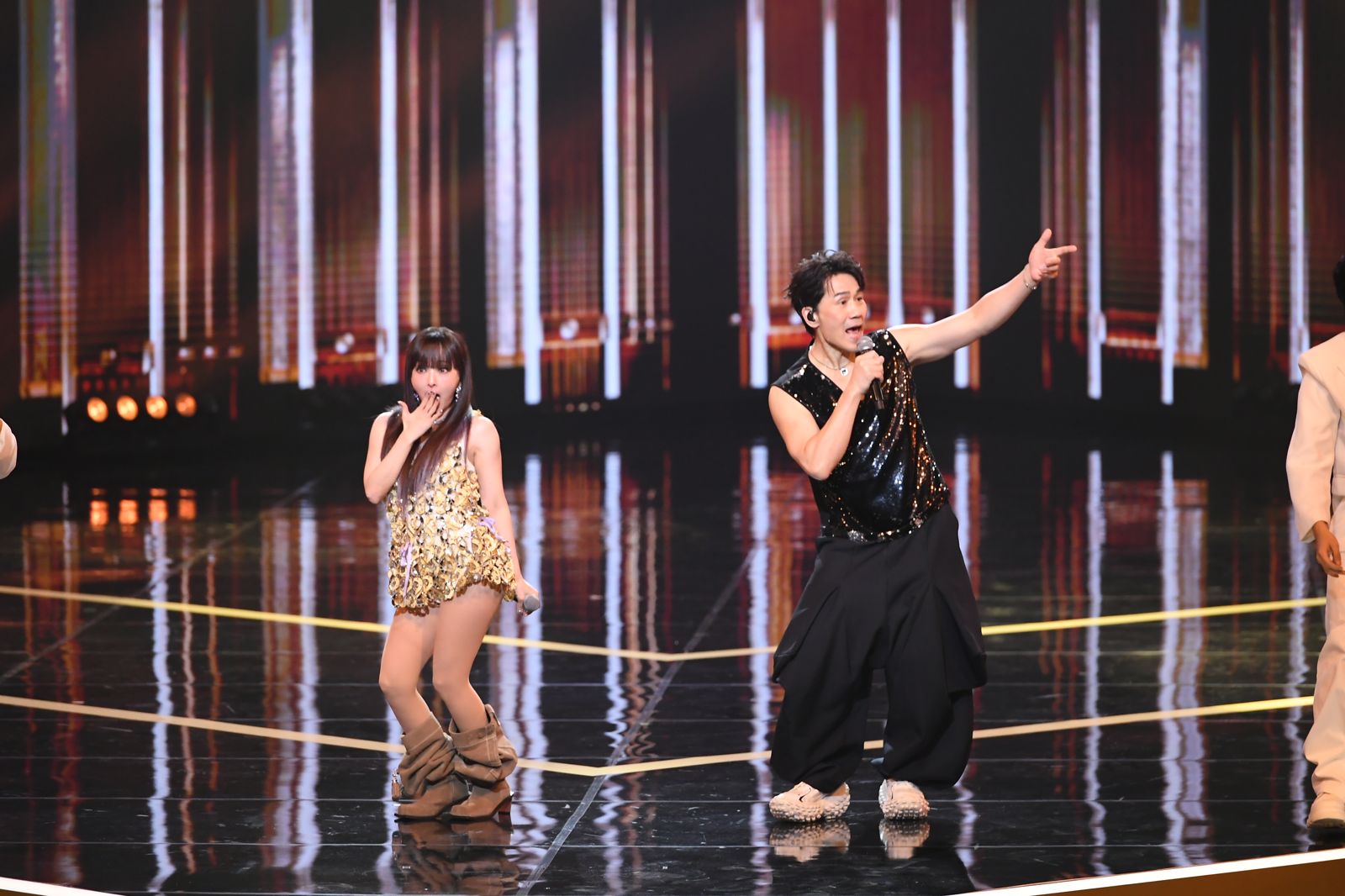 金鐘60／57歲羅時豐唱跳10分鐘　合作黃偉晉、愛紗、ARKis、幻藍小熊「什麼曲風都可以」