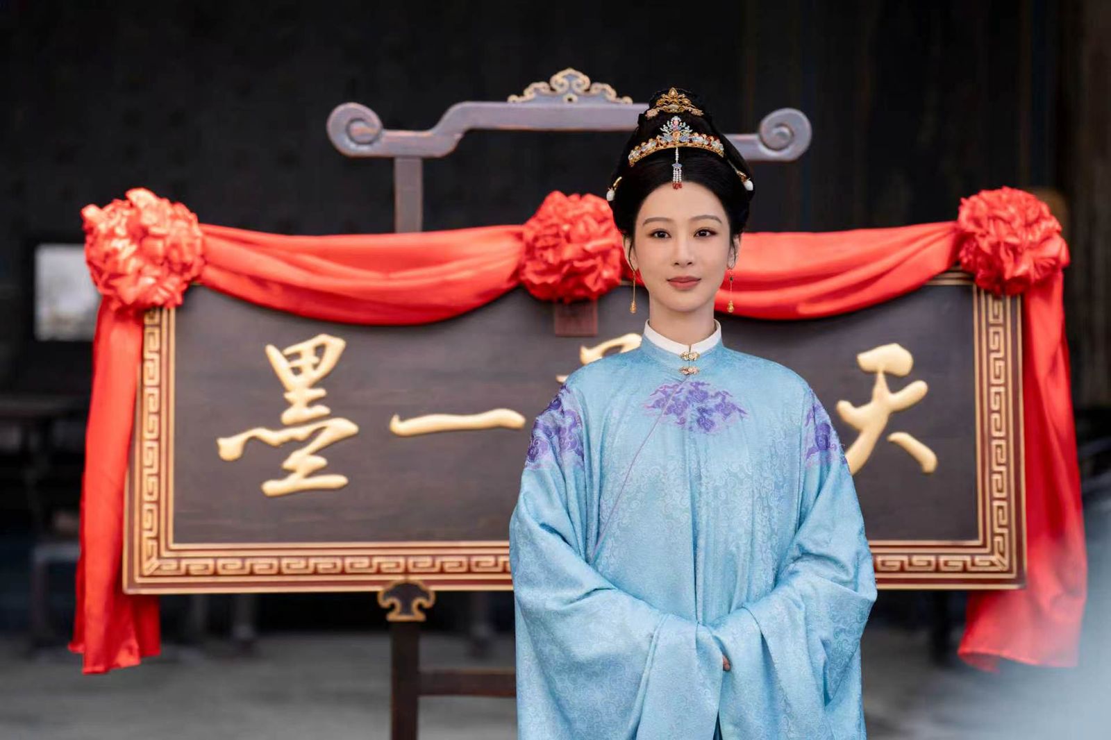 剛成90後首位「白玉蘭」影后!楊紫吐露「想休息」心聲 爸一句:累了...就回家!超暖心