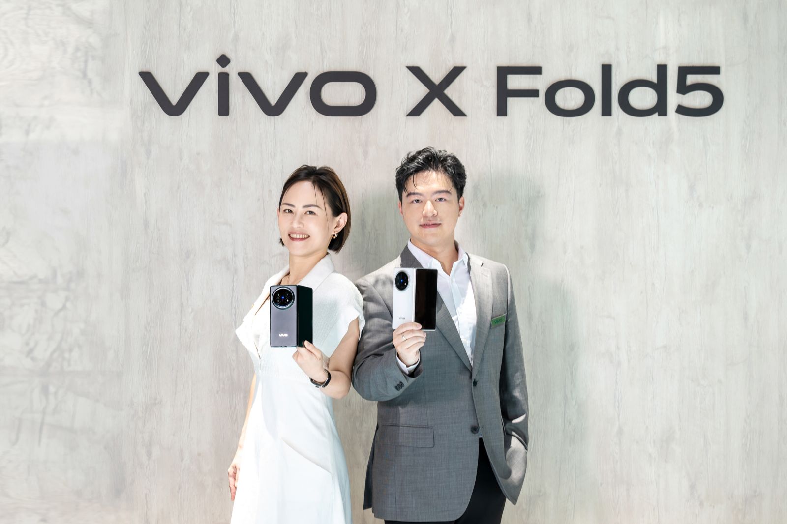 折疊機大戰今日正式開打　vivo折疊機X Fold5在台上市　創下史上最高舊換新「跳槽價」